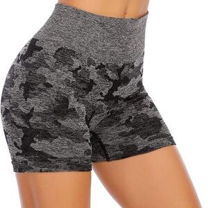 Women’s camo size small bike shorts 3 inch inseam new without tags